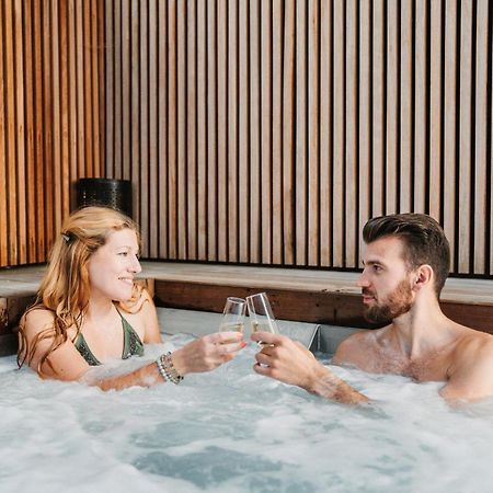 Celeste Beaute & Spa Hotel Nalinnes Екстериор снимка