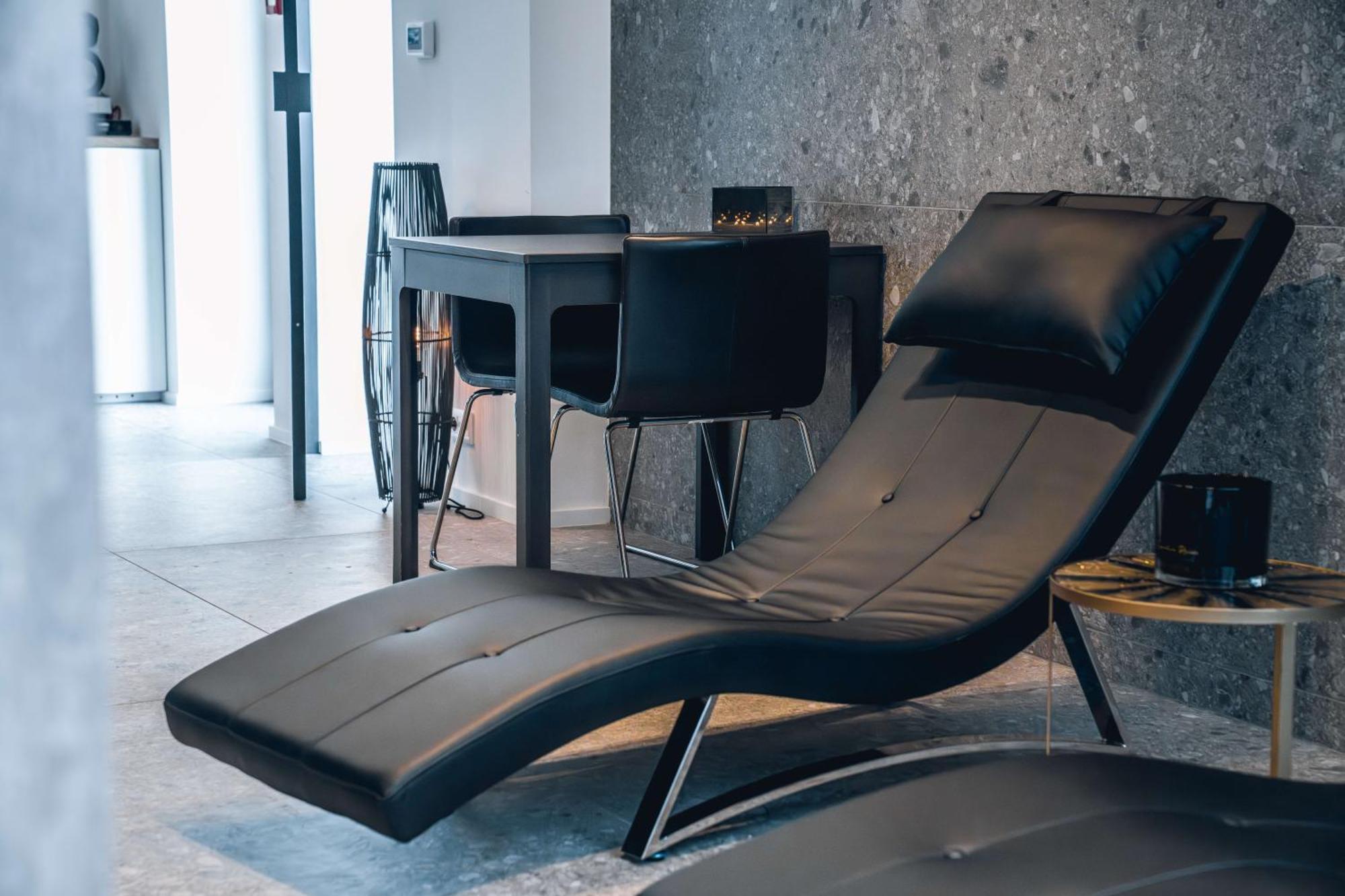 Celeste Beaute & Spa Hotel Nalinnes Екстериор снимка